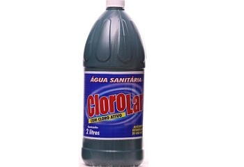 Água Sanitária c/ cloro ativo Clorolar 2L